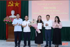 Đưa tác phẩm văn học nghệ thuật đến gần hơn với công chúng