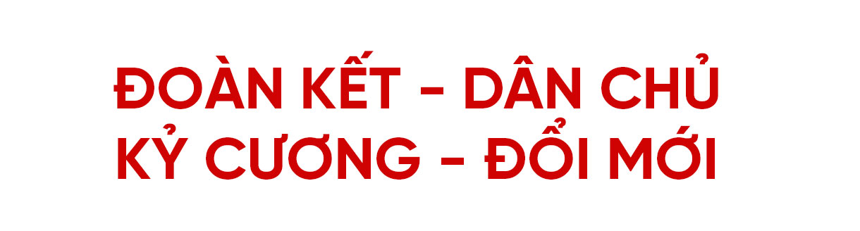 Đảng bộ Khối CCQ&DN tỉnh Hà Tĩnh phát huy truyền thống 65 năm, đoàn kết xây dựng quê hương phát triển