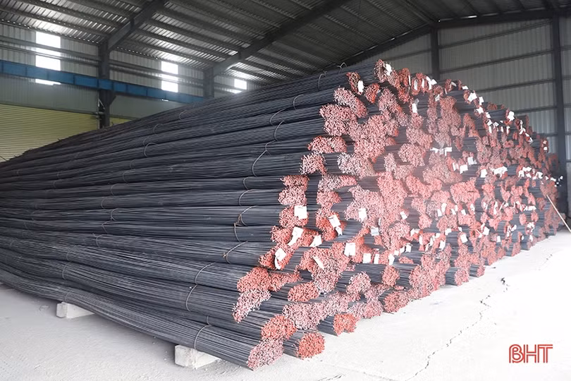 Giá vật liệu xây dựng “đến hẹn lại tăng” khiến người dân, doanh nghiệp Hà Tĩnh gặp khó