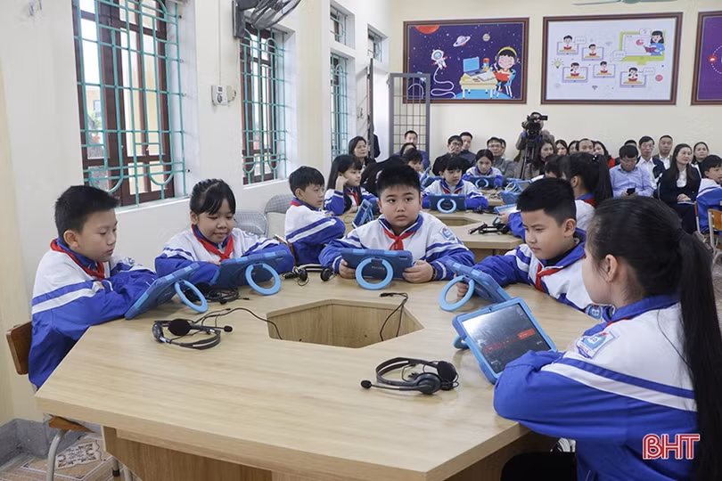 Ra mắt mô hình thí điểm lớp học thông minh đầu tiên ở TP Hà Tĩnh