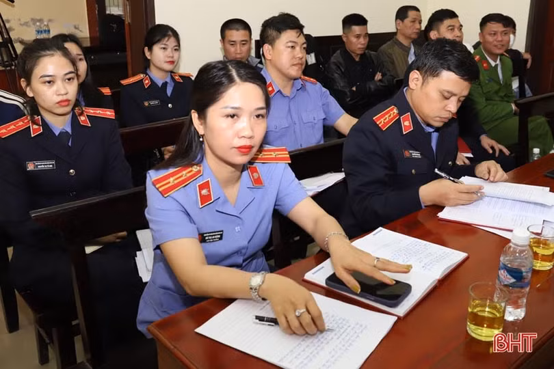 60 tháng tù cho 2 đối tượng mua bán, tàng trữ ma túy