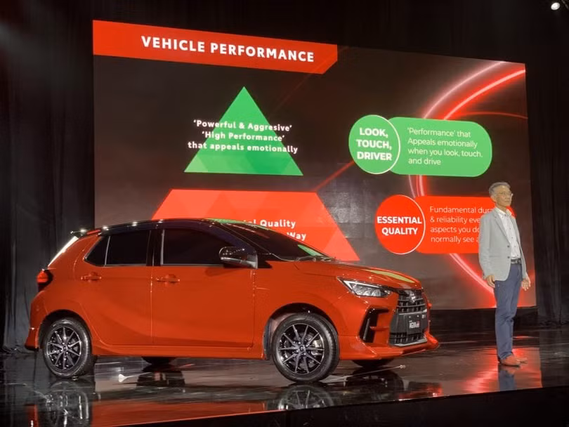 Toyota Wigo 2023 ra mắt - động cơ 1.2L, đèn chiếu sáng LED