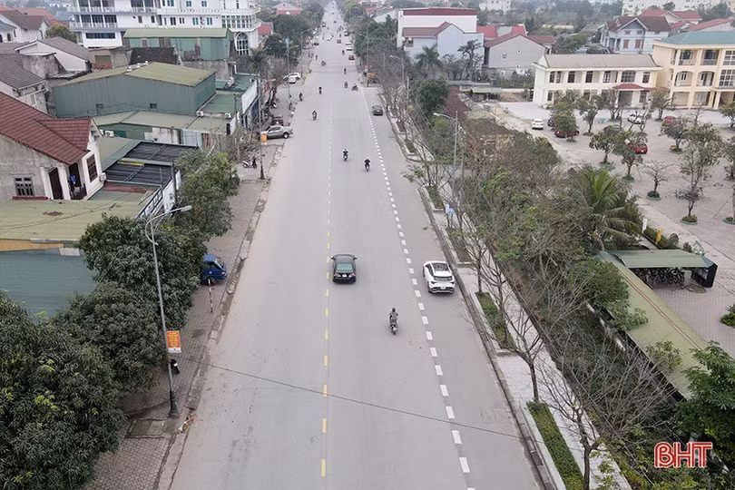 Vì sao việc ùn tắc trước các cổng trường học ở TP Hà Tĩnh giảm hẳn?