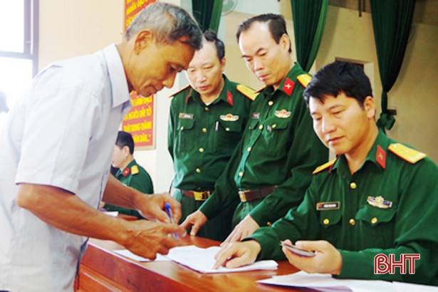 Hà Tĩnh chi trả gần 2 tỷ đồng trợ cấp cho thân nhân người có công