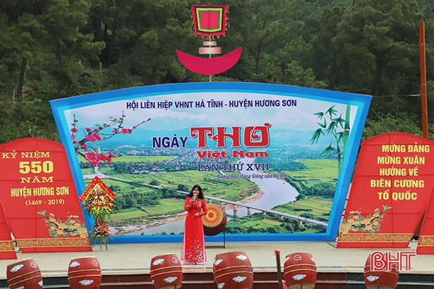 Hà Tĩnh khai mạc Ngày thơ Việt Nam lần thứ 17 