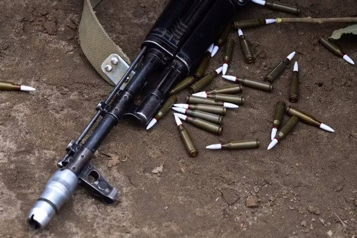 Giải mã màu sắc trên các viên đạn súng AK