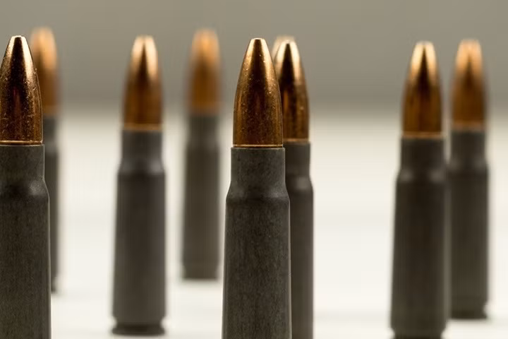 Giải mã màu sắc trên các viên đạn súng AK