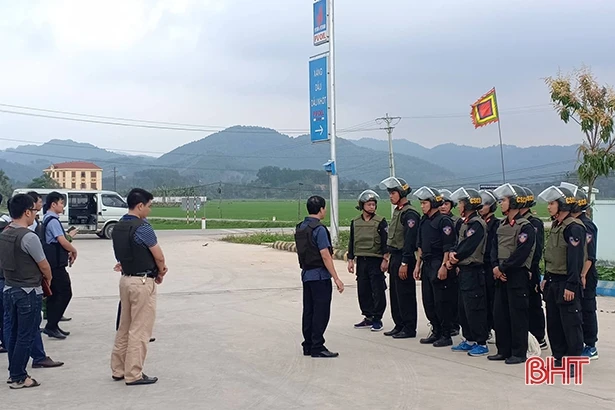 Vây bắt nhóm đối tượng nghi vận chuyển ma túy số lượng lớn qua địa bàn Hương Sơn