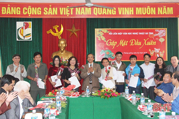 Sáng tạo tác phẩm mới phản ánh hơi thở cuộc sống, phục vụ công chúng