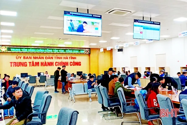 Đầu năm, tỷ lệ hồ sơ quá hạn cấp huyện tại Hà Tĩnh ở mức cao
