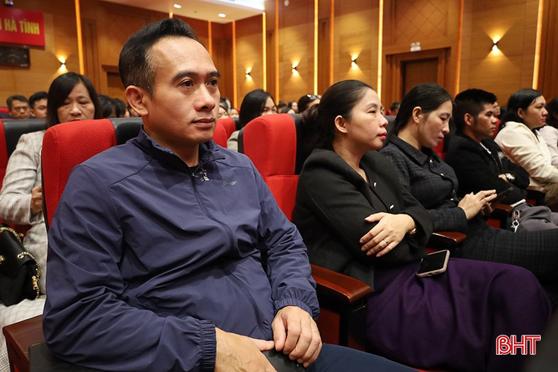 Các học viên chăm chú lắng nghe. bqbht_br_dai-bieu1.jpg