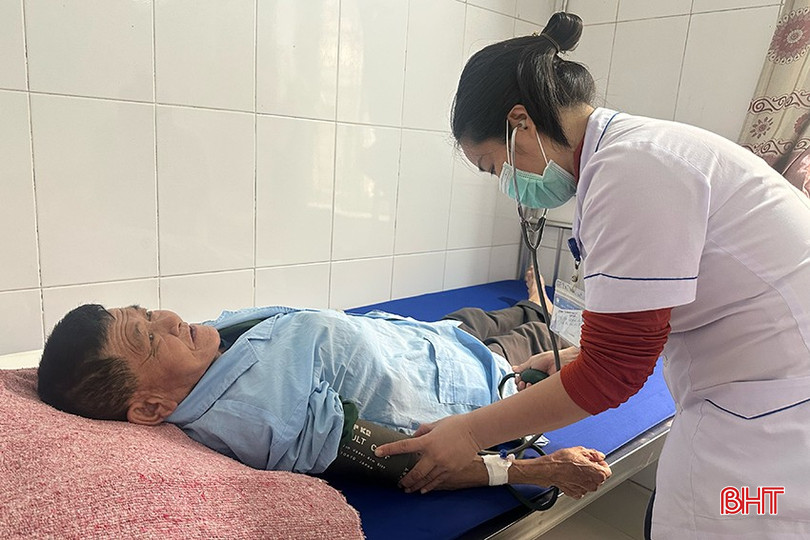 Thời tiết lạnh đi kèm với rủi ro nguy cơ mắc bệnh tim mạch và các bệnh liên quan đến hô hấp tăng cao. bqbht_br_benh-mua-lanh6.png