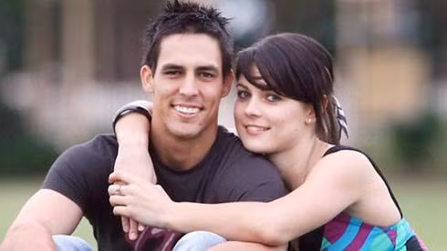 Jessica là vợ của ngôi sao criket Australia, Mitchell Johnson. Cặp đôi có với nhau một cô con gái, sinh vào tháng 12 năm ngoái.