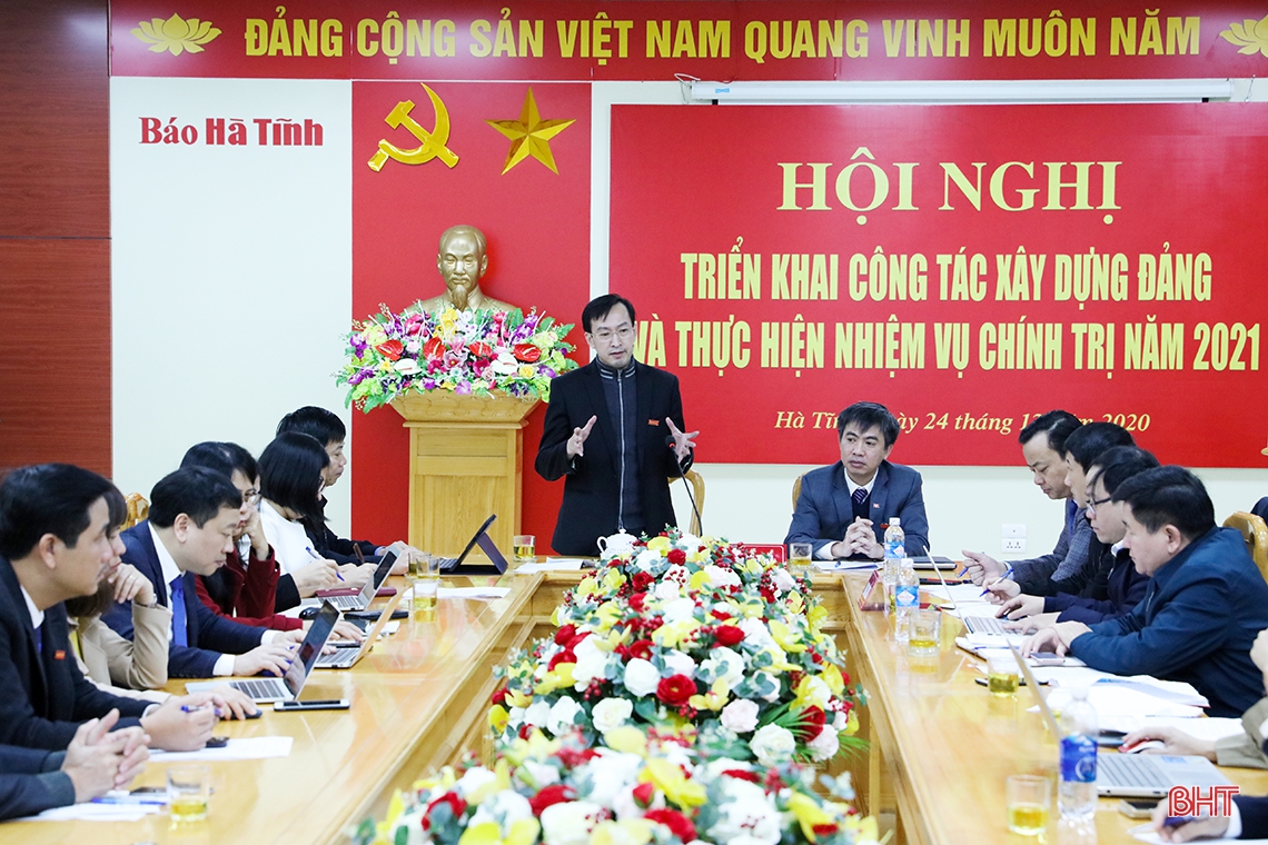 Báo Hà Tĩnh không ngừng đổi mới, làm tốt vai trò định hướng thông tin