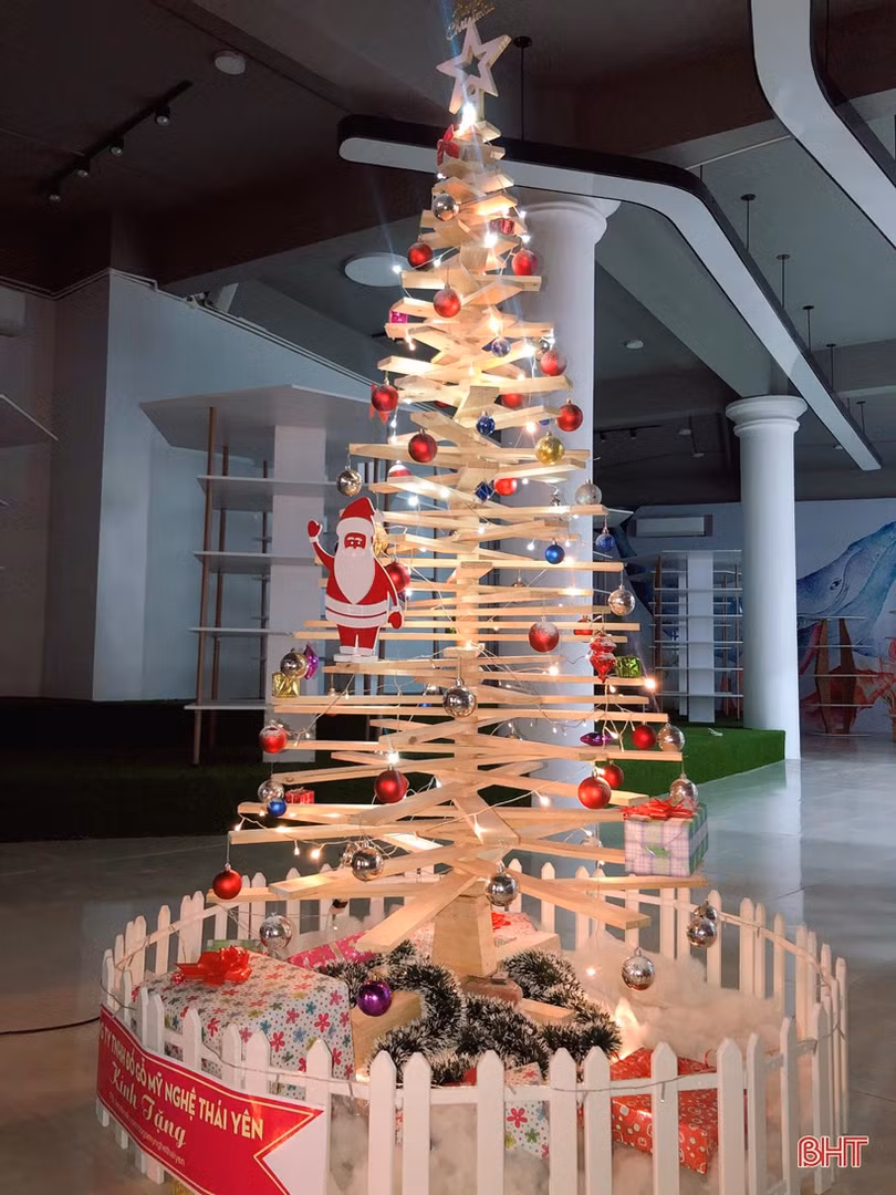 “Lạc bước” vào không gian đón mừng Giáng sinh 2019 tại Hà Tĩnh