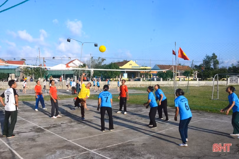 Con em xa quê gửi ngoại tệ “hồi sinh” những công trình văn hóa bị bỏ quên