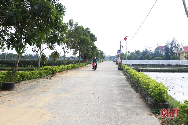 Lộc Hà vượt 25% chỉ tiêu xây dựng giao thông nông thôn năm 2019