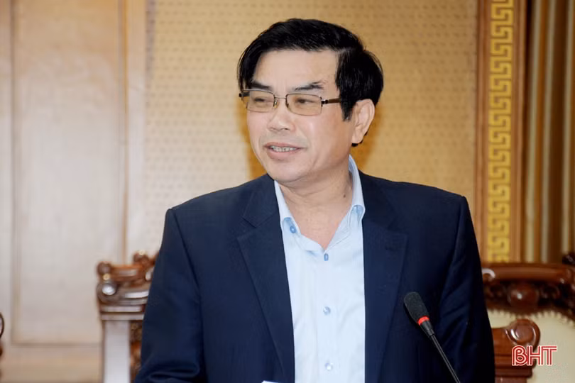 Phát huy dân chủ, tập trung trí tuệ, xây dựng Văn kiện Đại hội Đảng bộ tỉnh Hà Tĩnh