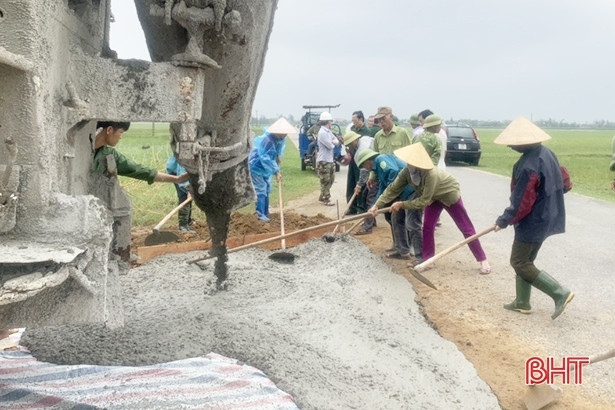 Lộc Hà vượt 25% chỉ tiêu xây dựng giao thông nông thôn năm 2019