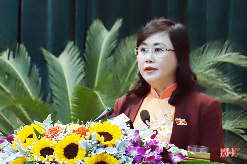 Đại biểu HĐND Hà Tĩnh tập trung trí tuệ “hiến kế” thực hiện các mục tiêu KT-XH năm 2020