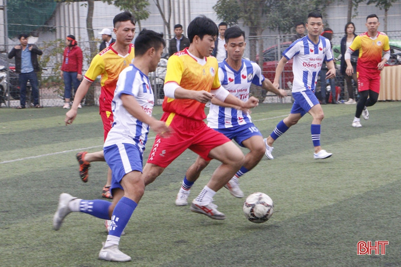 FC Đồng Tiến Nha Trang vô địch Giải bóng đá lữ hành du lịch Hà Tĩnh