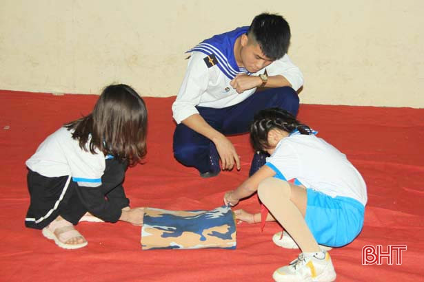 Nâng cao hiểu biết về kiến thức biển đảo cho học sinh Nghi Xuân