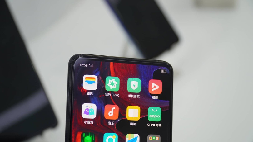 Smartphone đầu tiên có camera dưới màn hình, bỏ hết cổng kết nối