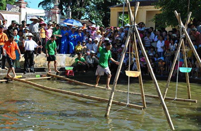 Bánh tét ngày Tết