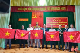 Tuyên truyền chống khai thác IUU cho ngư dân Kỳ Khang