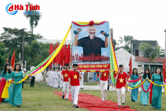 tre em trung binh tan cu gia mua duong sinh