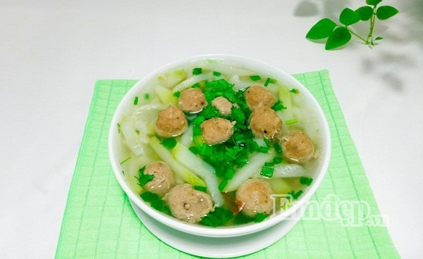 canh bau thit bo vien thanh mat cho mam com cuoi tuan