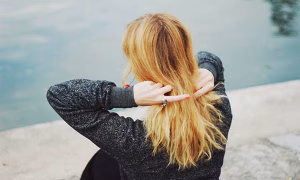 Này cô gái, người như em xứng đáng được hạnh phúc! ảnh 1 nay co gai nguoi nhu em xung dang duoc hanh phuc