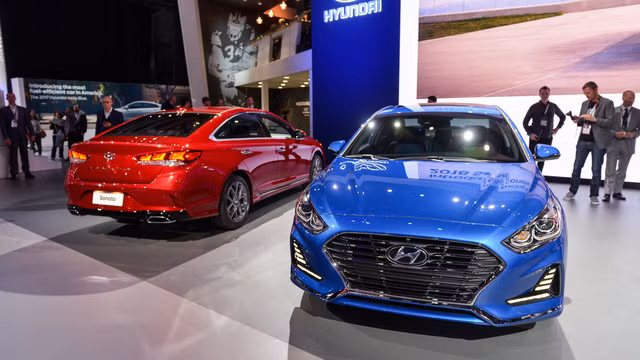 hyundai sonata 2018 ban quoc te trinh lang san sang doi dau toyota camry