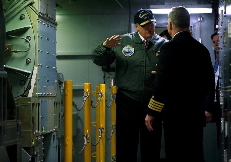 can canh sieu tau san bay my lan dau ra khoi thu nghiem