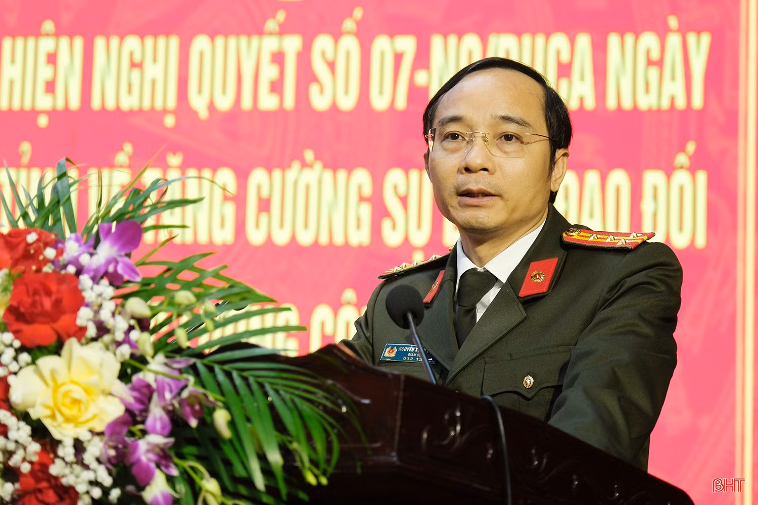 Đại tá Nguyễn Xuân Thao - Giám đốc Công an tỉnh phát biểu tại hội nghị.