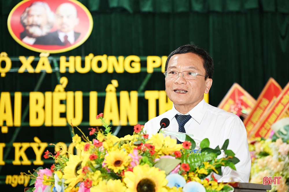 Phó Chủ tịch HĐND tỉnh Trần Văn Kỳ phát biểu chỉ đạo tại đại hội. bqbht_br_2.jpg