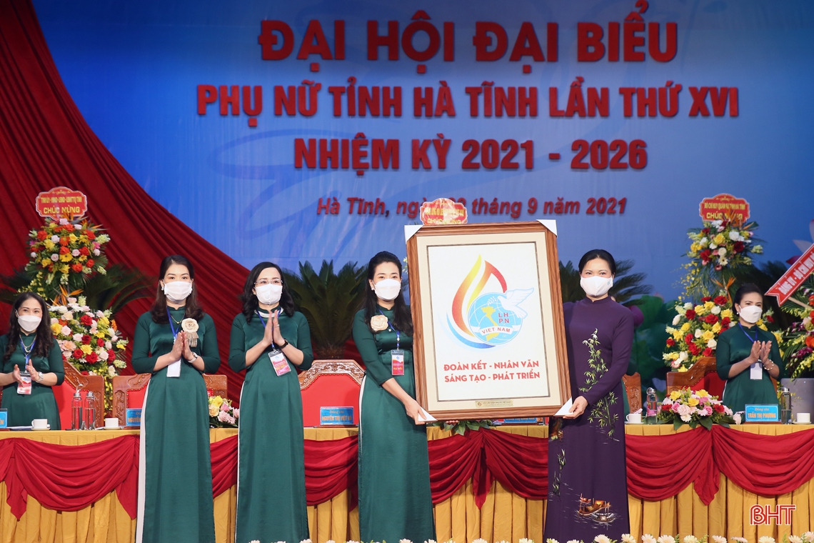 Lấy hạnh phúc, lợi ích của phụ nữ làm mục tiêu, lấy sự hài lòng của phụ nữ làm thước đo hoạt động ảnh 16 Lấy hạnh phúc, lợi ích của phụ nữ làm mục tiêu, lấy sự hài lòng của phụ nữ làm thước đo hoạt động