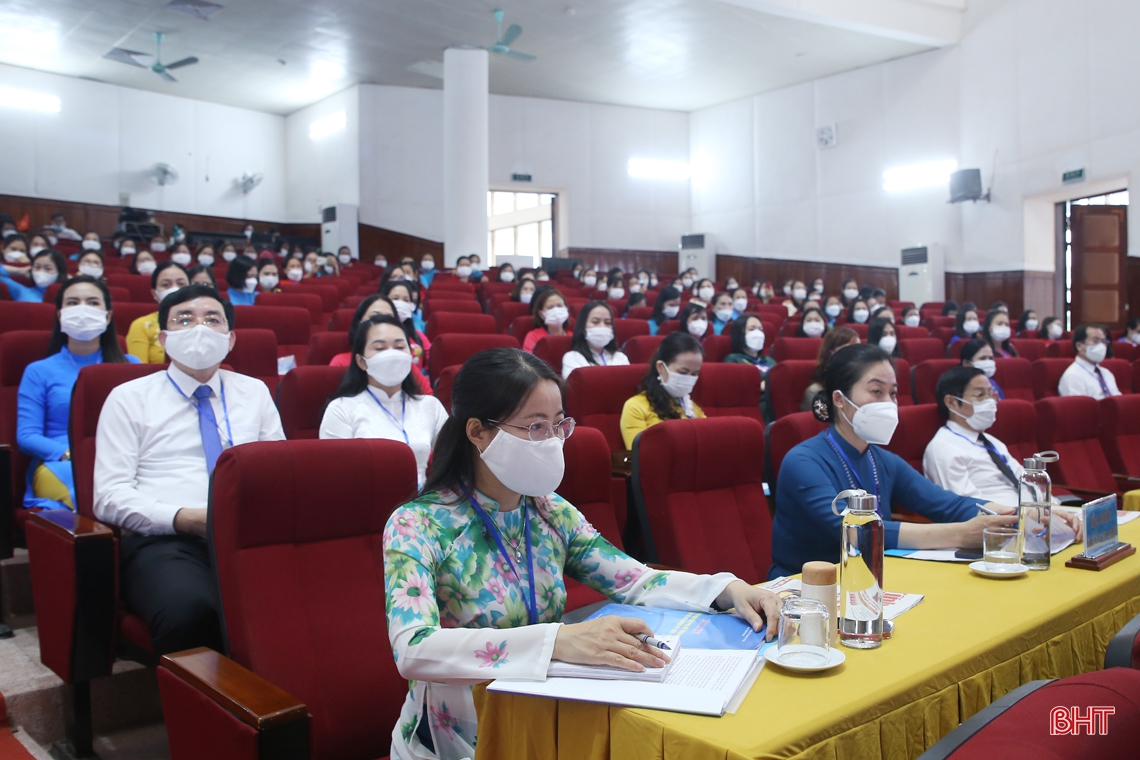 Lấy hạnh phúc, lợi ích của phụ nữ làm mục tiêu, lấy sự hài lòng của phụ nữ làm thước đo hoạt động ảnh 18 Lấy hạnh phúc, lợi ích của phụ nữ làm mục tiêu, lấy sự hài lòng của phụ nữ làm thước đo hoạt động
