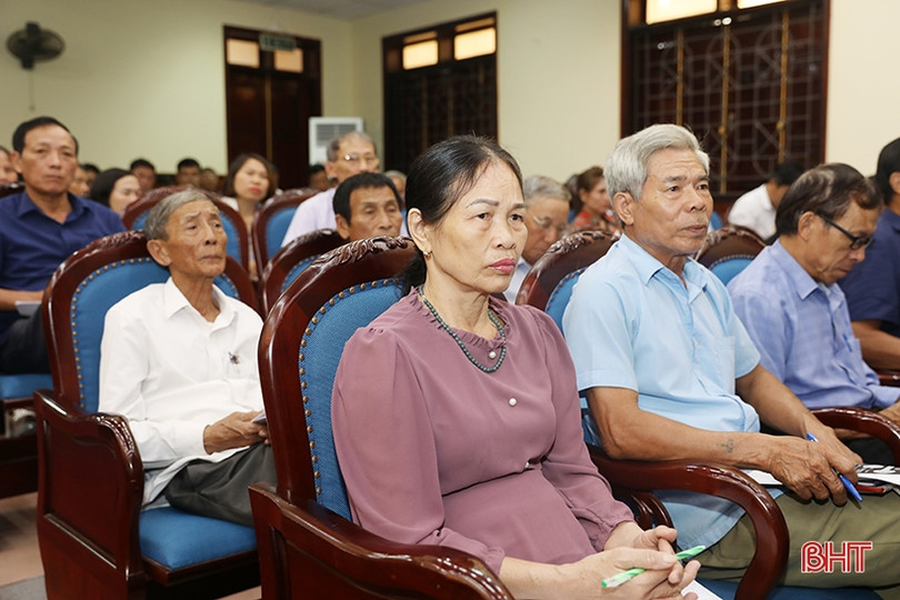 Hơn 250 đại biểu được cập nhật Luật Thực hiện dân chủ ở cơ sở 