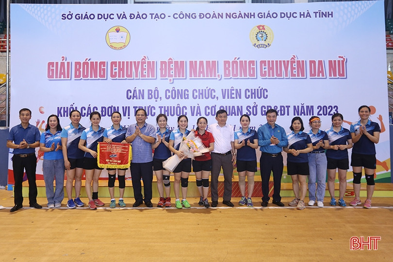 Giải Bóng chuyền ngành GD&ĐT Hà Tĩnh có 2 nhà vô địch