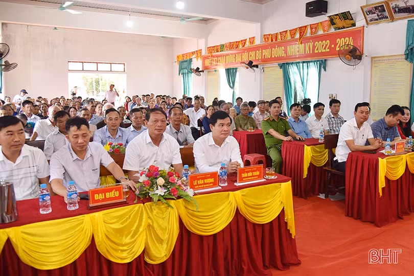 Tiếp tục đoàn kết, nỗ lực vượt khó, hỗ trợ địa phương hoàn thành các nhiệm vụ chính trị