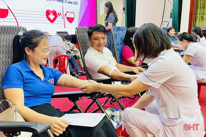 Ngày “Chủ nhật đỏ” tại Hà Tĩnh thu về 668 đơn vị máu