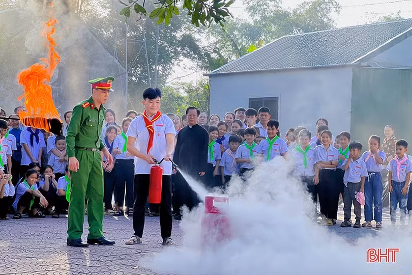 Công an thị trấn Thạch Hà linh hoạt, sáng tạo trong đảm bảo an ninh trật tự 