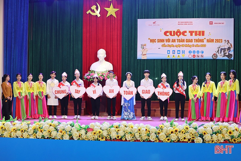 Trường THPT Cẩm Bình nhất cuộc thi Học sinh với an toàn giao thông”