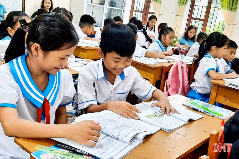 Hà Tĩnh quyết tâm tăng tỷ lệ bao phủ BHYT học sinh, sinh viên