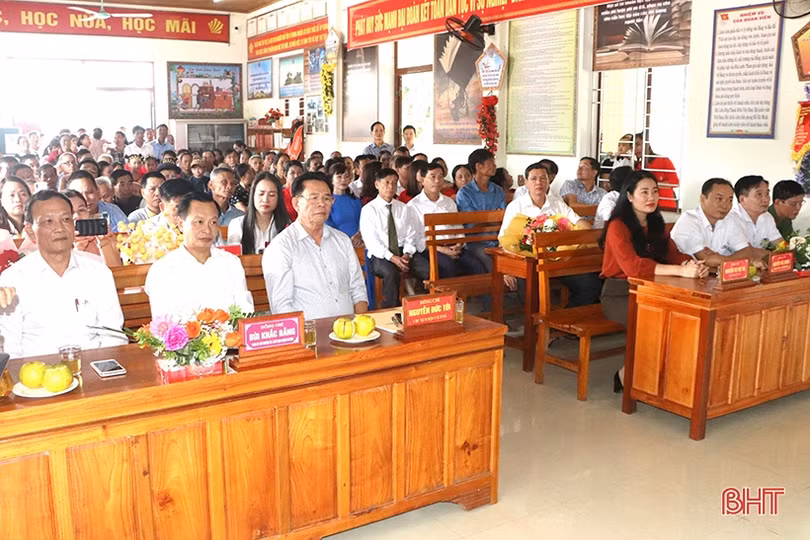 Người dân Vũ Quang vui ngày hội đại đoàn kết dân tộc