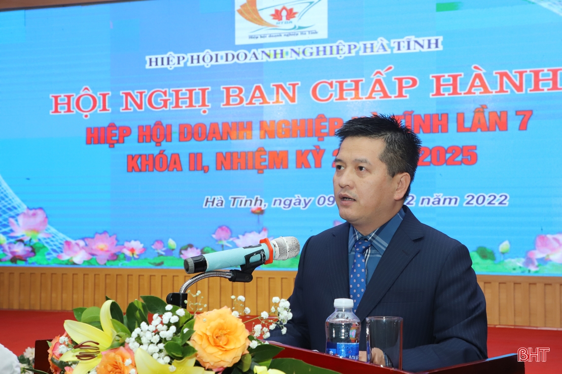 Tiếp tục khơi dậy sức cống hiến, sáng tạo của doanh nghiệp Hà Tĩnh