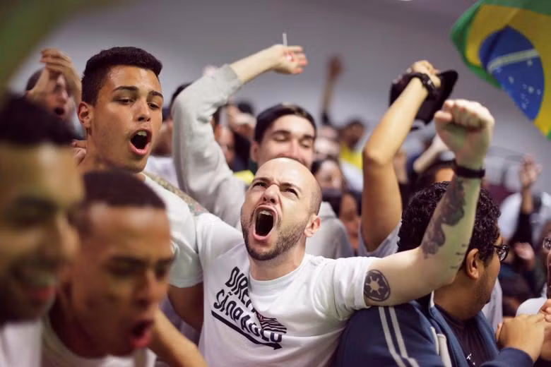 Tay máy Brazil đoạt danh hiệu phóng viên ảnh xuất sắc nhất năm của Reuters