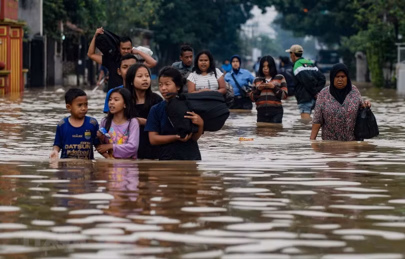 Hơn 40 người thiệt mạng do lũ quét tại miền Đông Indonesia