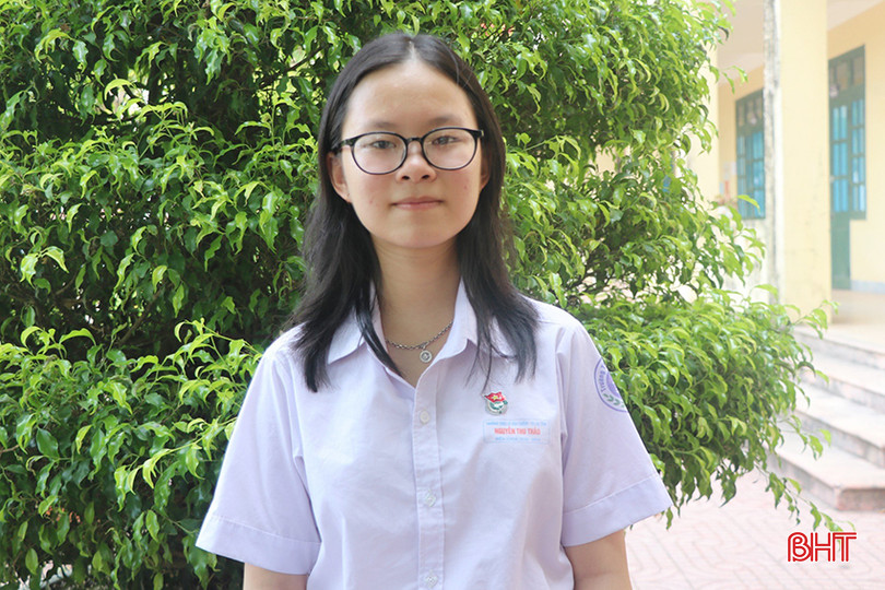 Trần Thu Thảo - thủ khoa đầu vào môn Sinh học. 1.7.jpg